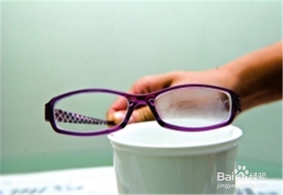 冬天,如何让眼镜不起雾