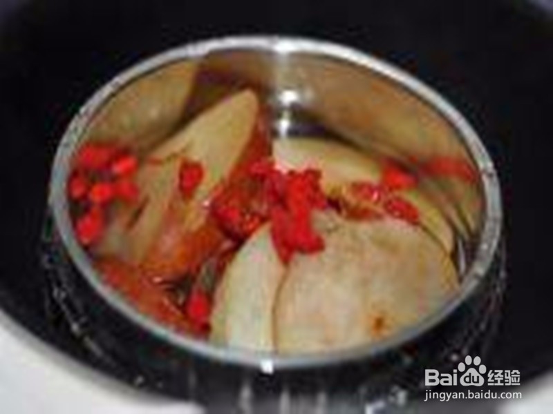 冰糖炖雪梨如何做?