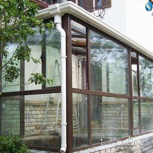 一楼阳台怎么装修防盗