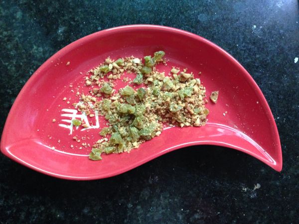 蜜红豆果仁面包