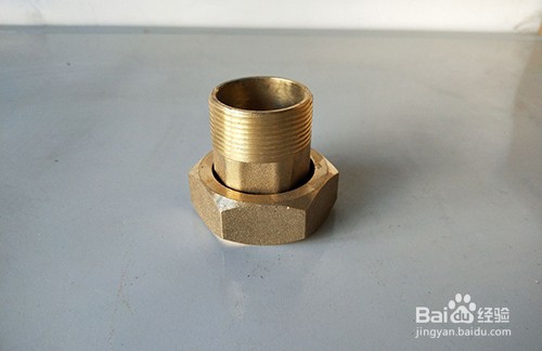 铝塑复合管在顶面如何固定?