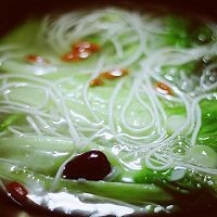 怎样制作老坛酸菜面