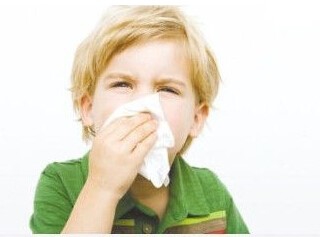 宝宝吃完饭后吐怎么办