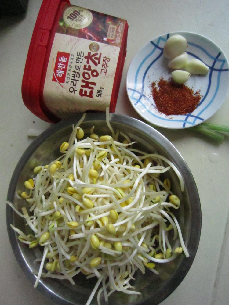 好吃的韩式拌豆芽,原来做起来这么简单!