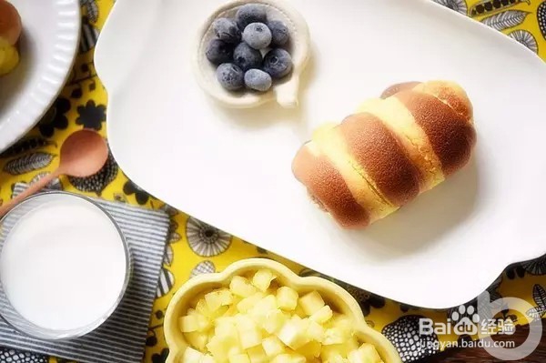 栗蓉双色墨西哥卷