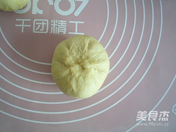 椰蓉叶子面包
