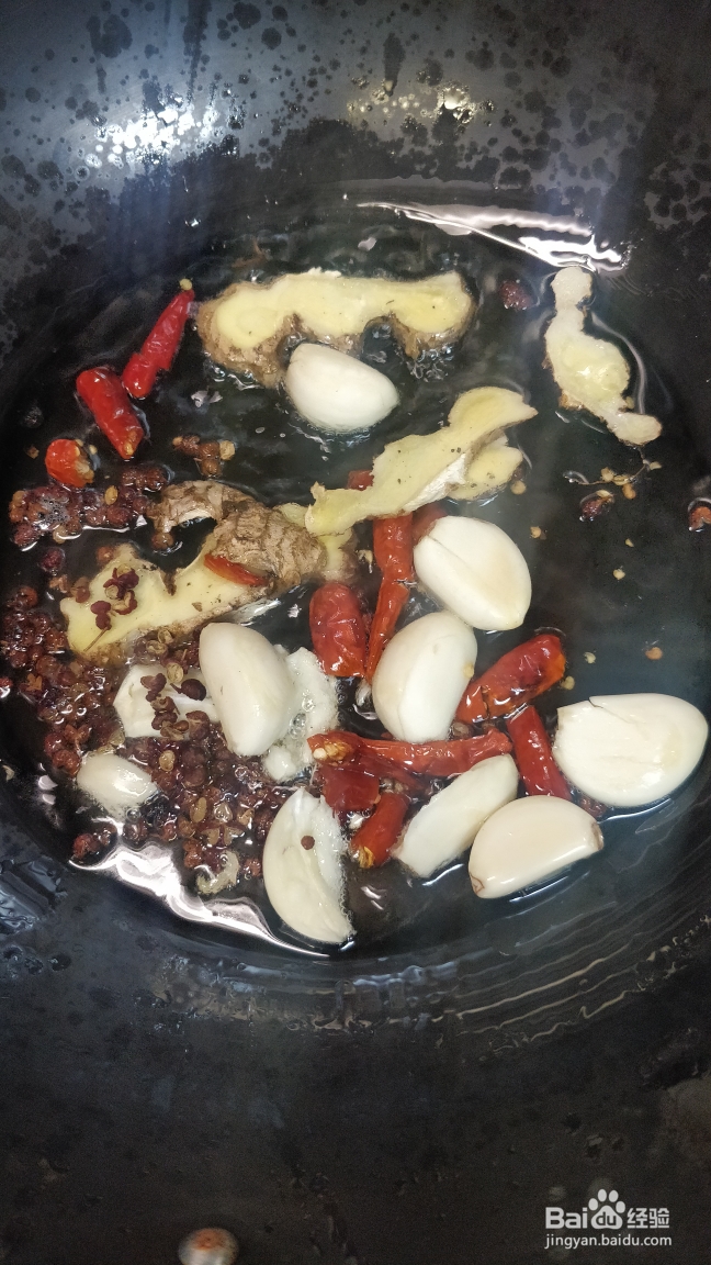 好吃的香辣小螃蟹