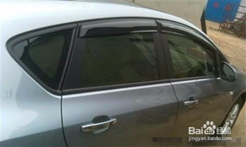 车窗有雾怎么办?