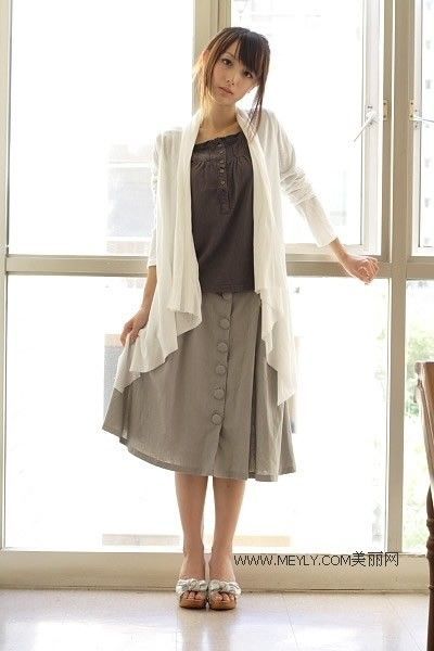 校园女生的搭配打扮