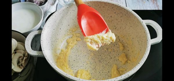 经典奶油蘑菇汤