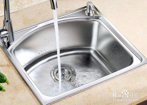 廚房食物垃圾處理器的正確使用方法