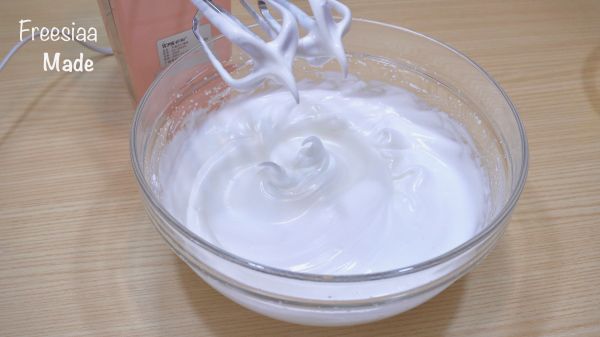 蓝莓酸奶油蛋糕