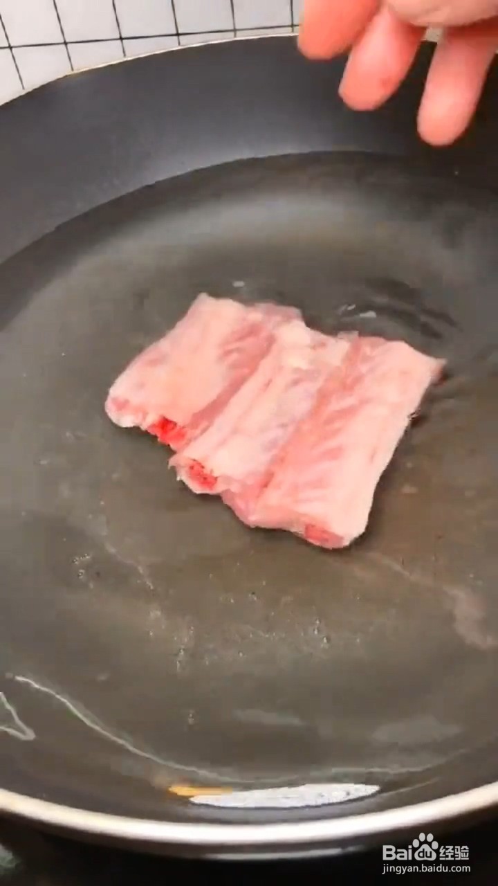 如何自制简单美味的家常红烧排骨