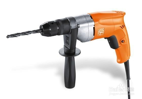 怎么样把地部开个小洞