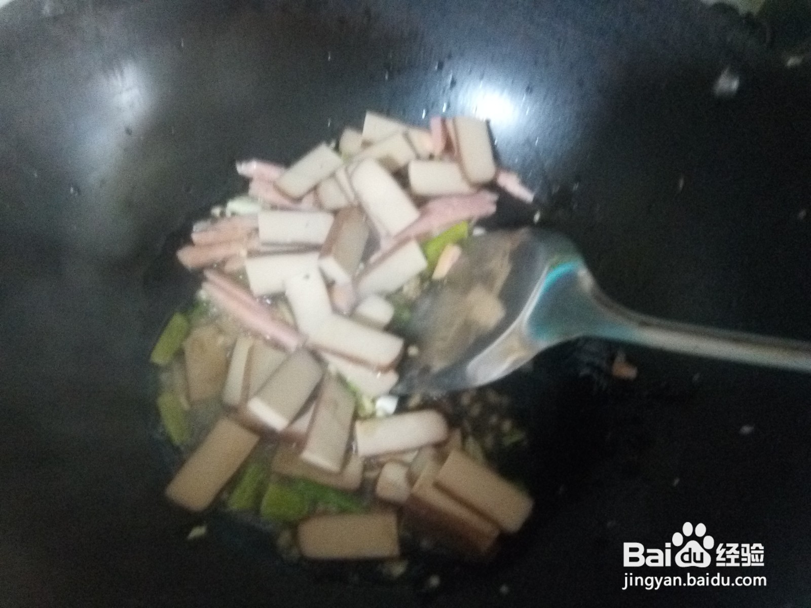 茼蒿鸡蛋干炒小肚