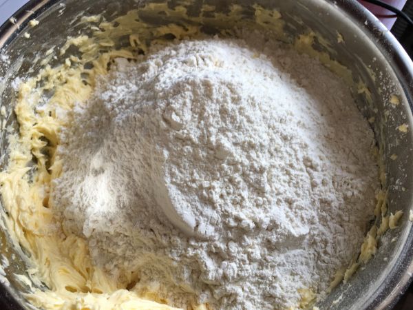 圣诞糖霜饼干屋