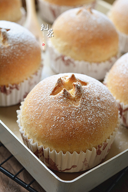 全麦纸杯小面包