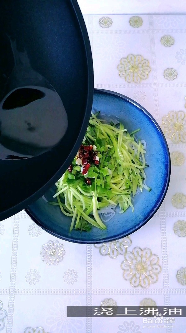 凉菜魔芋丝拌黄瓜