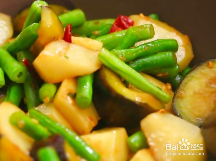 简单的一道土豆炒茄子