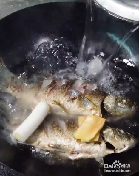 如何制作鱼汤?