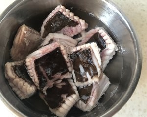 食补养生老板鱼炖豆腐