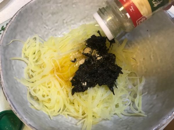 橄榄菜凉拌脆口土豆丝