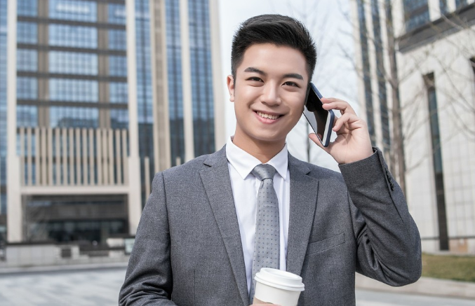 跳着听和跳着讲阅读通过这件事小刺猬懂得了什么