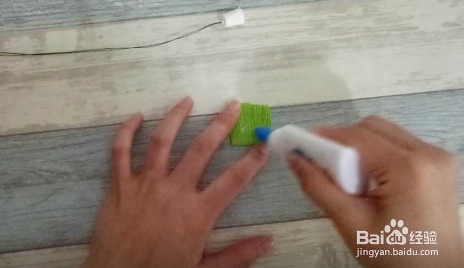 手工制作--皱纹纸罂粟花