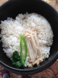 韩式石锅拌饭怎么做？