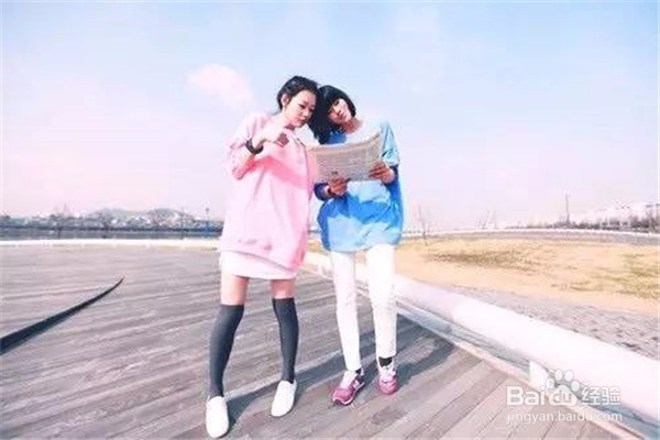 拍照攻略-50大闺蜜拍照姿势,学来刷爆你朋友圈