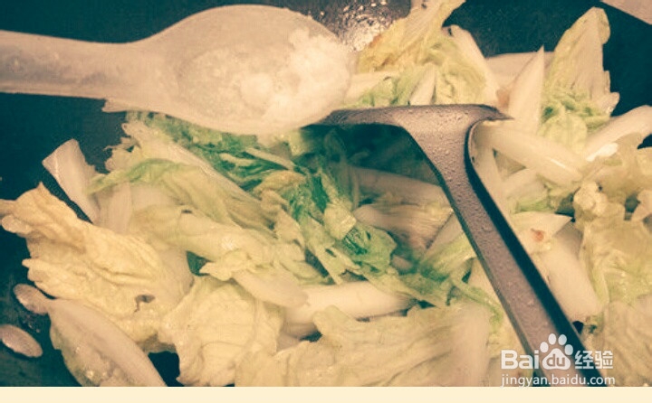 简单地炒白菜