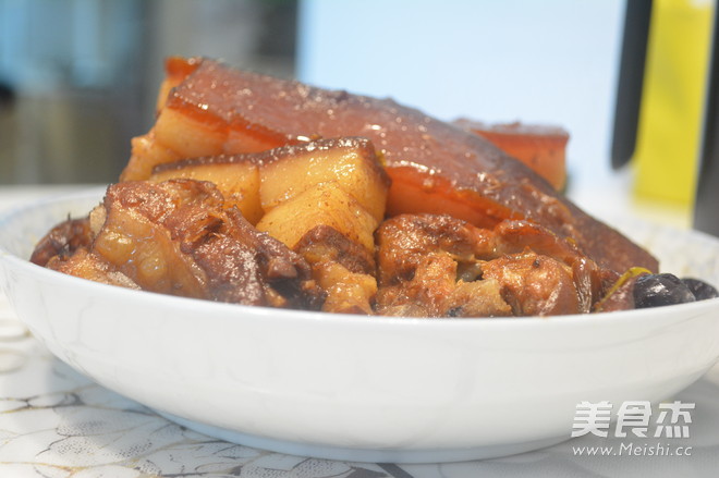 排骨红枣卤肉
