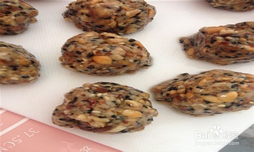 传统五仁月饼怎样制作