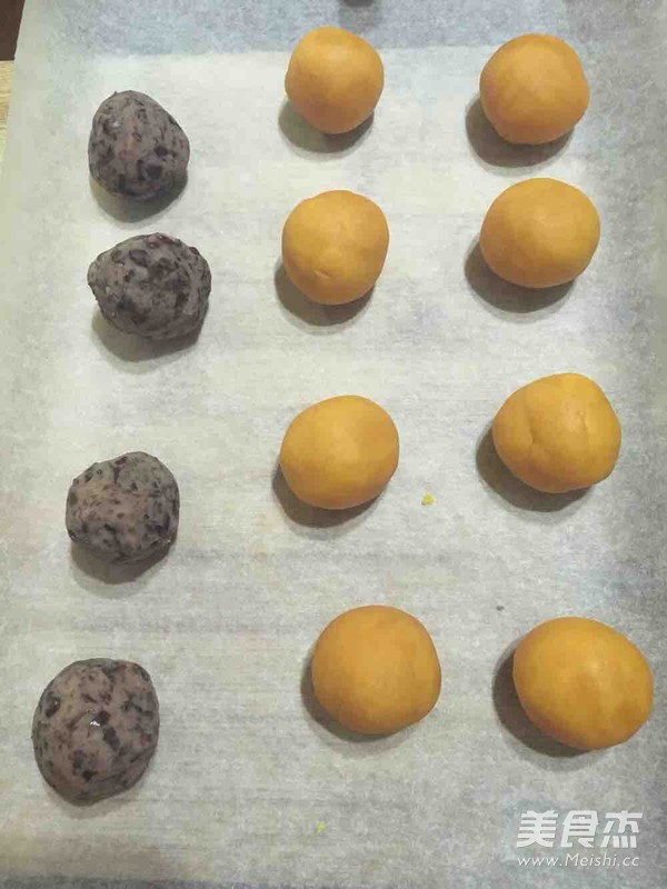 抹茶、巧克力冰皮月饼