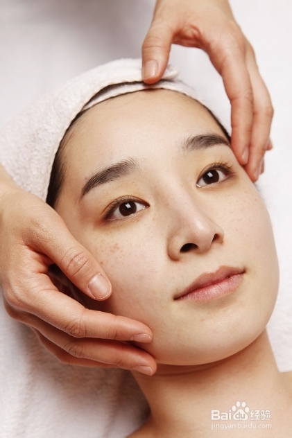 夜间护肤是白天八倍的效果！