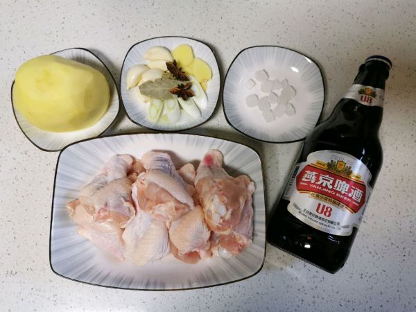 醇香啤酒鸡翅根烧土豆