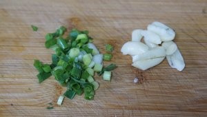 养生食补黄瓜皮蛋汤的做法