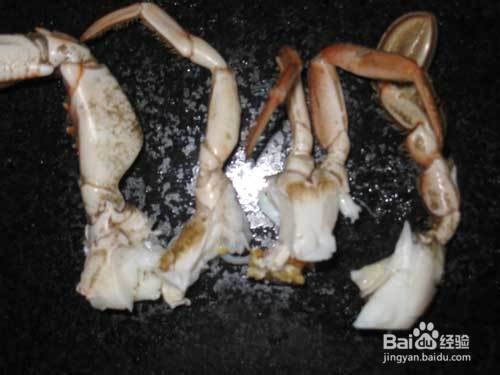 吃螃蟹技巧图解