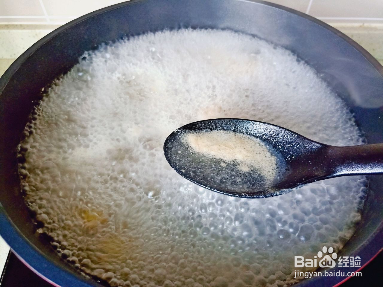 香菇焖鸡腿的做法