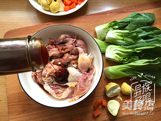 板栗鸡腿饭的做法