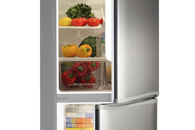 我家的海尔冰箱突然不通电了是何原因？怎么修理