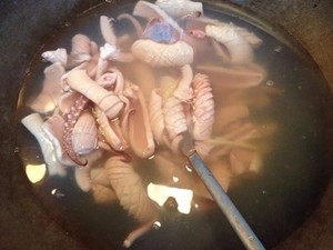 香芹爆炒鲜鱿 怎么做