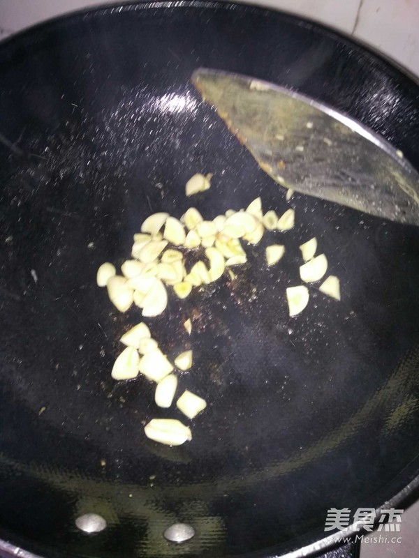 宫爆鸡丁的做法