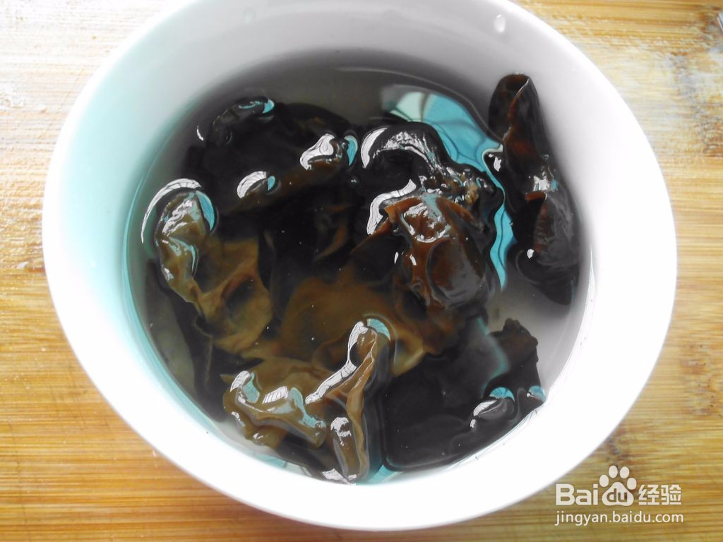 爆炒鱿鱼卷的做法