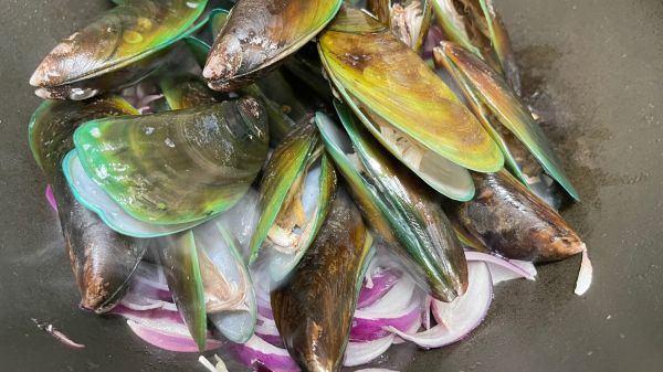 红酒奶油青口贝