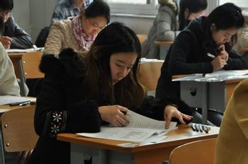 怎样自习室占座