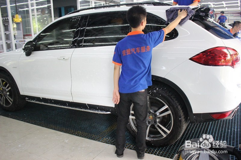 深圳保时捷卡宴车身透明膜施工,全车隐形车衣