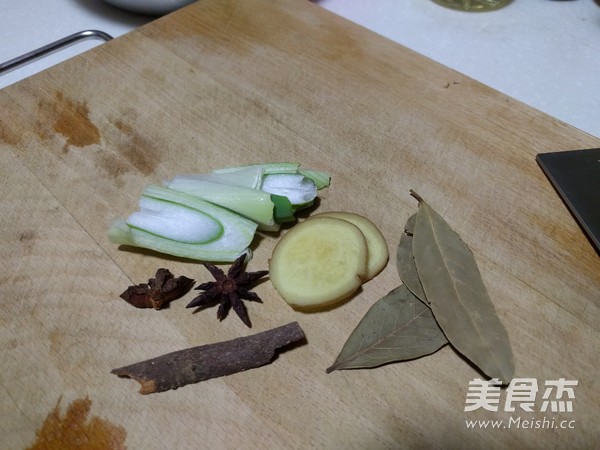 鸡胗拌豆角的做法