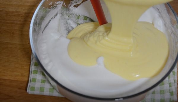 爆浆卡仕达蛋糕#网红美食我来做#