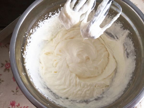 渐变可可千层蛋糕